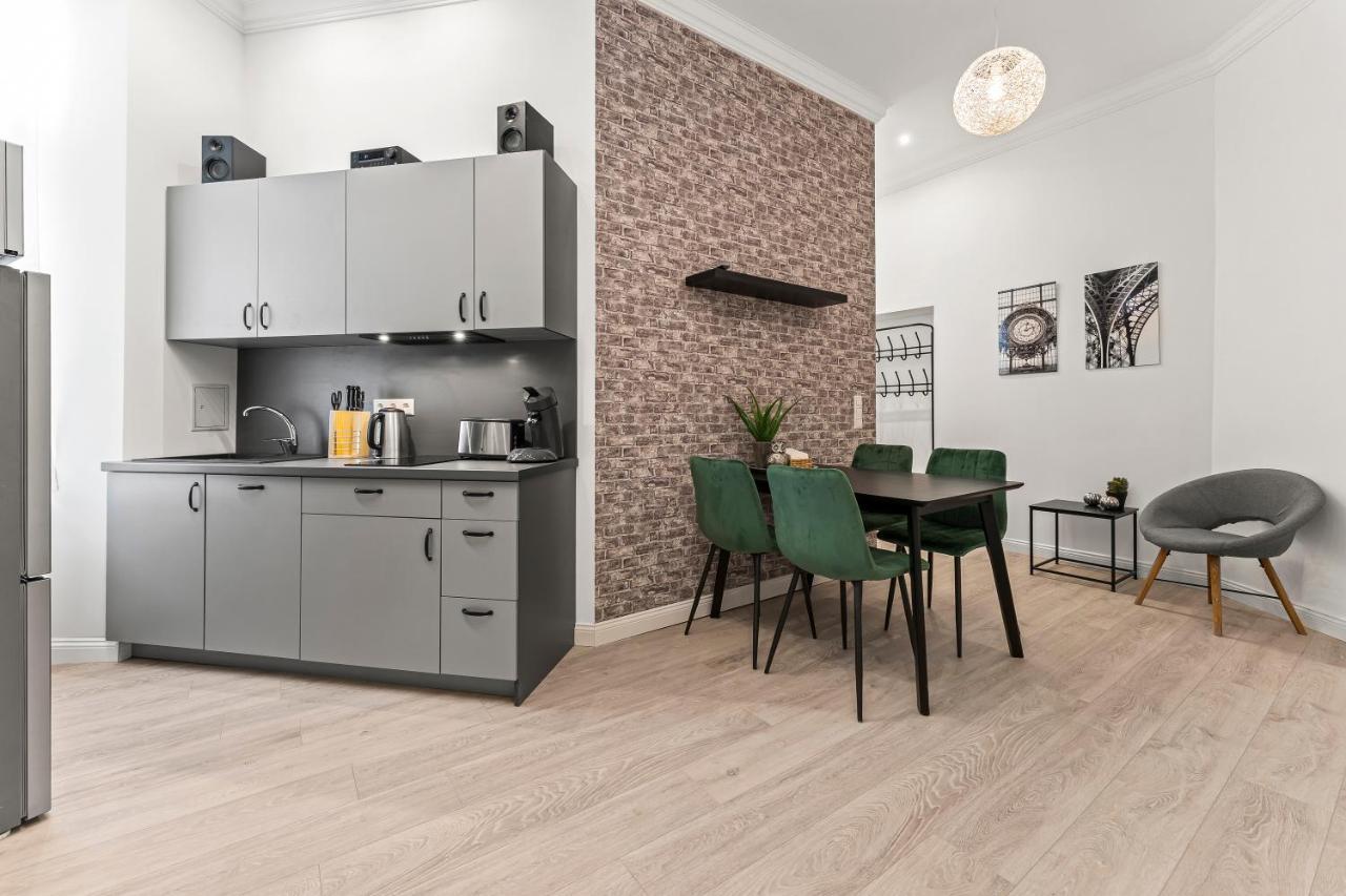 The Mierendorf Hinterhaus, 2 Bed Rooms Up To 4 People Берлин Экстерьер фото